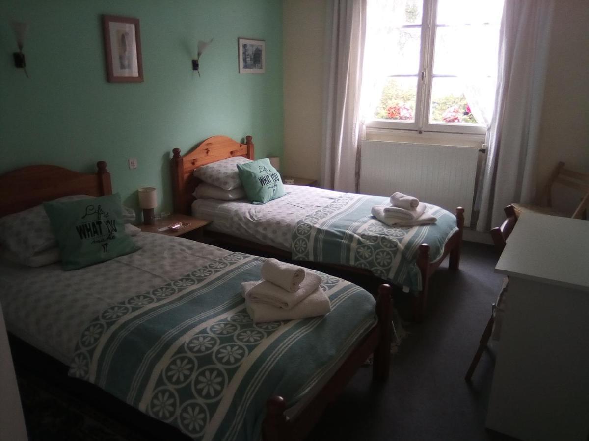 Juvigny-Val-d'Andaine Lenard Charles Bed & Breakfast المظهر الخارجي الصورة