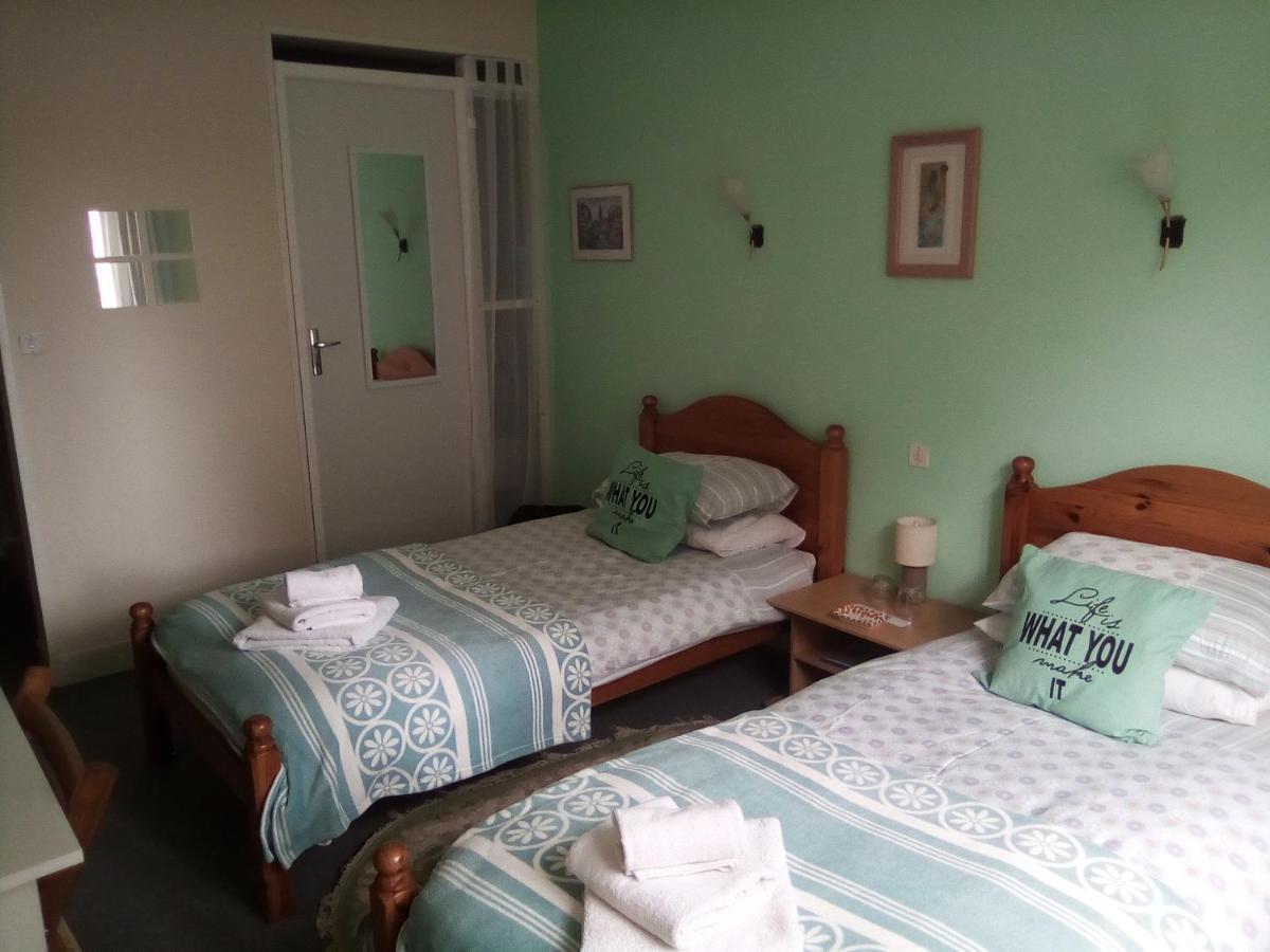 Juvigny-Val-d'Andaine Lenard Charles Bed & Breakfast المظهر الخارجي الصورة